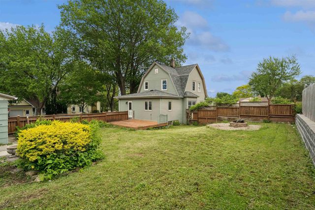 1703 Tremont Street, Cedar Falls, IA 50613