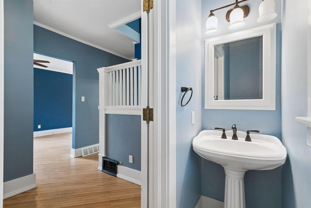 1703 Tremont Street, Cedar Falls, IA 50613