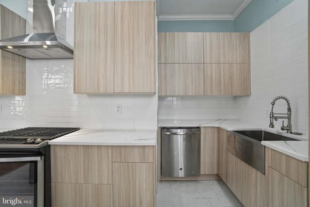 5138 N CARLISLE ST, Philadelphia, PA 19141