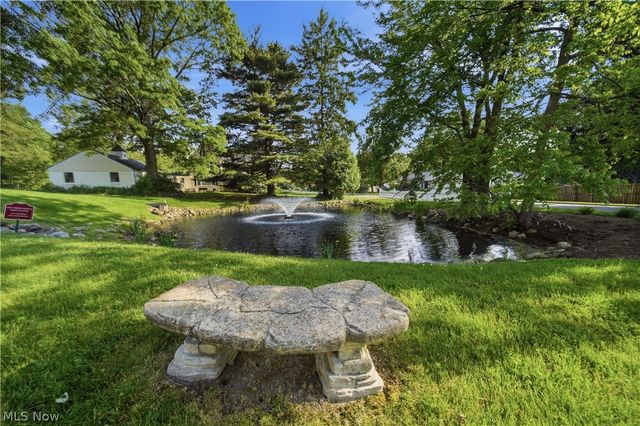 635 Durkin Way SW, North Canton, OH 44720