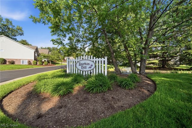 635 Durkin Way SW, North Canton, OH 44720