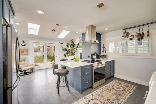 1441 Milton Street SE, Grand Rapids, MI 49506