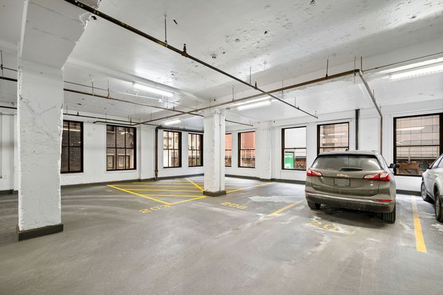 208 W Washington Street 1910, Chicago, IL 60606