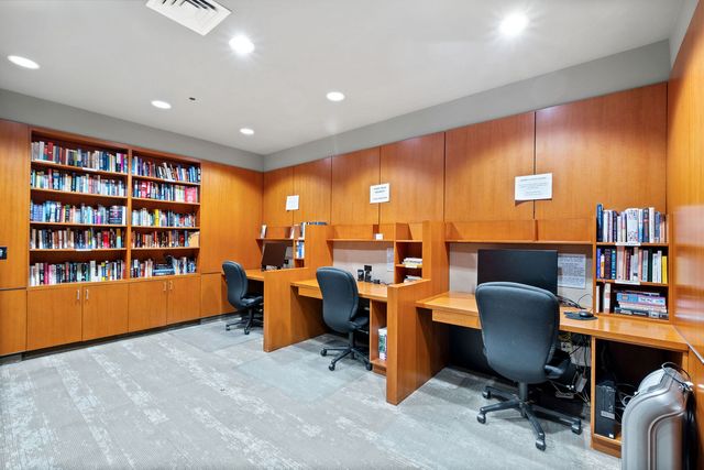 208 W Washington Street 1910, Chicago, IL 60606