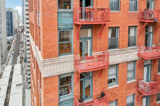 208 W Washington Street 1910, Chicago, IL 60606
