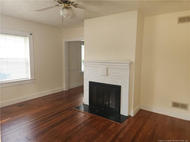 227 Pinecrest Drive, Fayetteville, NC 28305