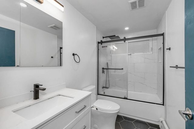 113 Halley Rd, Lowell, MA 01854