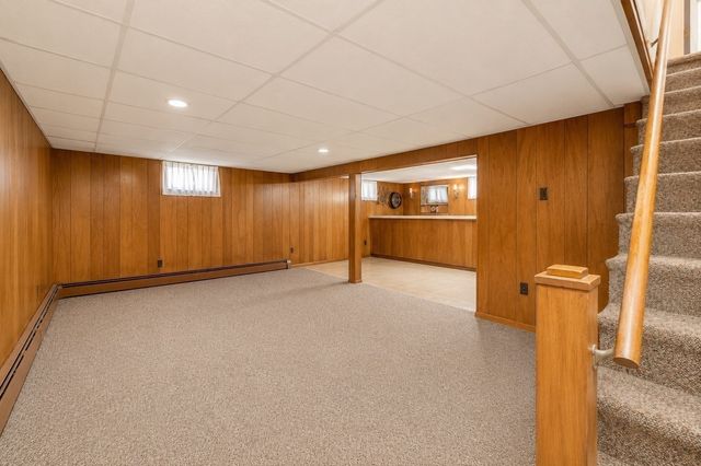 113 Halley Rd, Lowell, MA 01854