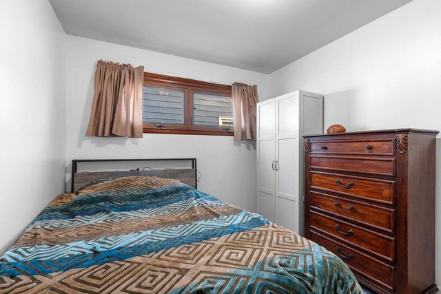 823 JEAN STREET, Neenah, WI 54956