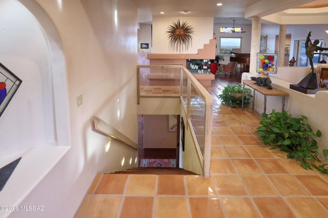 5136 N Calle Bosque, Tucson, AZ 85718