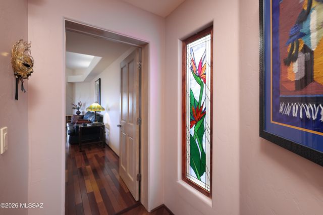 5136 N Calle Bosque, Tucson, AZ 85718