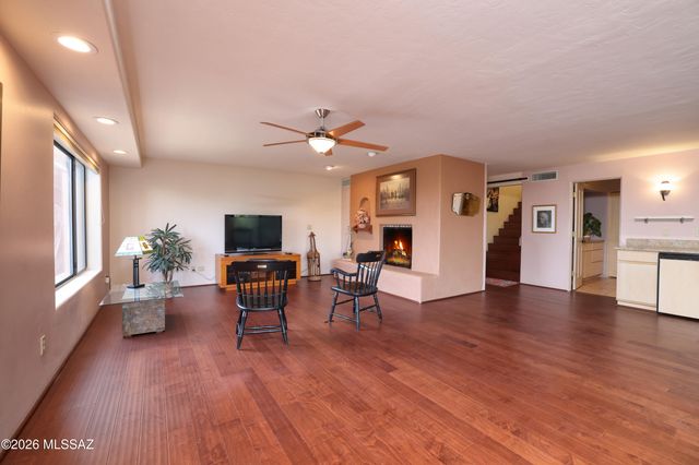 5136 N Calle Bosque, Tucson, AZ 85718