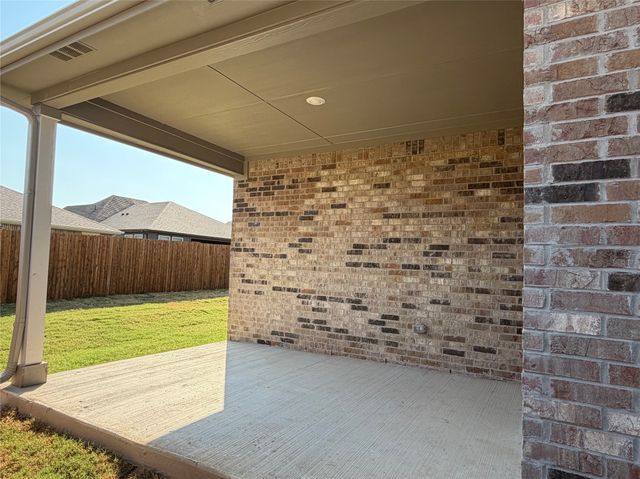 2615 Flycatcher Drive, Denton, TX 76205