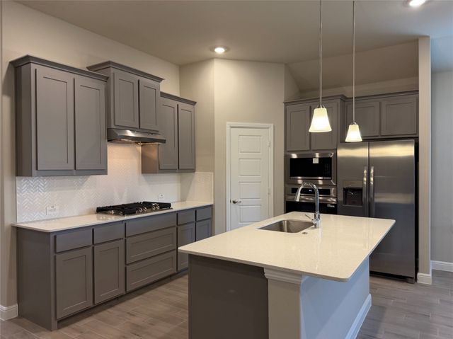 2615 Flycatcher Drive, Denton, TX 76205