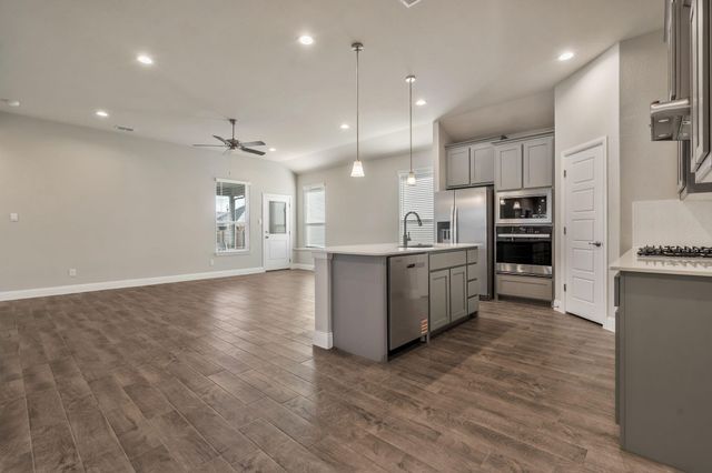 2615 Flycatcher Drive, Denton, TX 76205