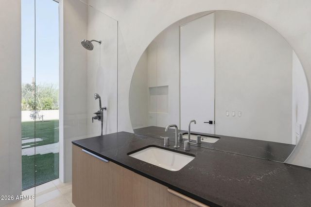 4704 N 56TH Street, Phoenix, AZ 85018