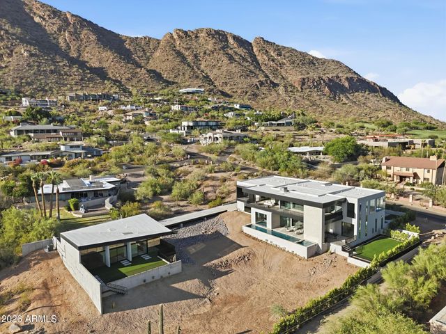 4704 N 56TH Street, Phoenix, AZ 85018