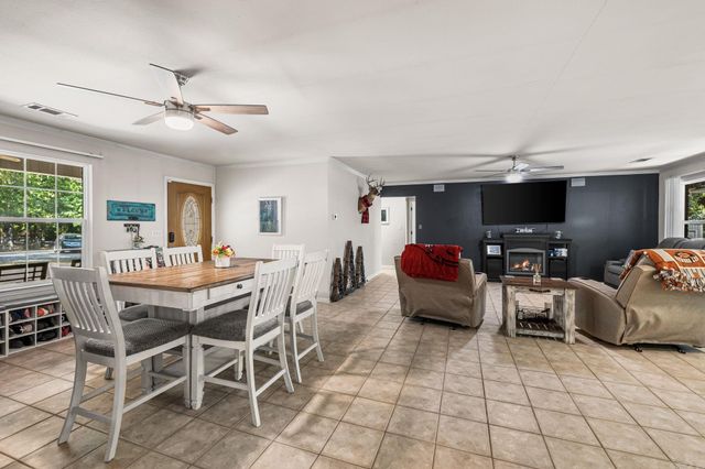 10823 Wyllia Road, Benton, AR 72019