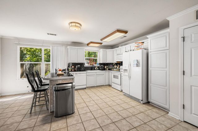 10823 Wyllia Road, Benton, AR 72019