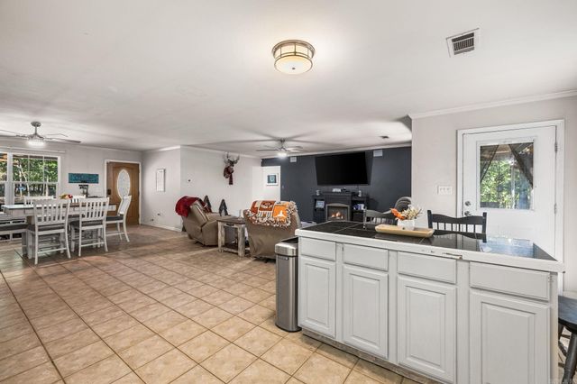 10823 Wyllia Road, Benton, AR 72019
