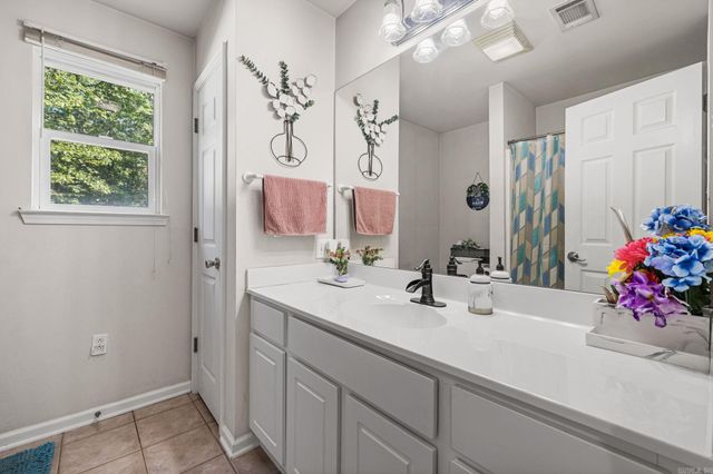 10823 Wyllia Road, Benton, AR 72019
