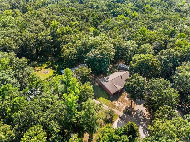 10823 Wyllia Road, Benton, AR 72019