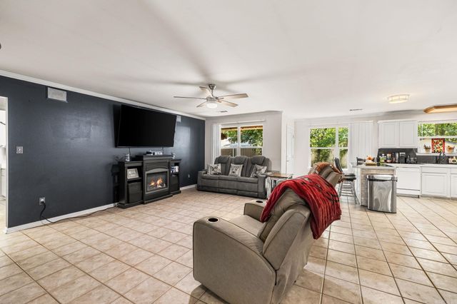 10823 Wyllia Road, Benton, AR 72019