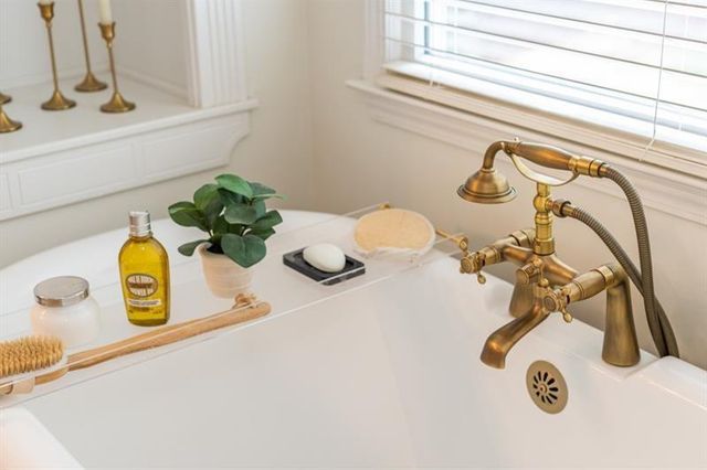 705 Brickwood Lane, Milton, GA 30004