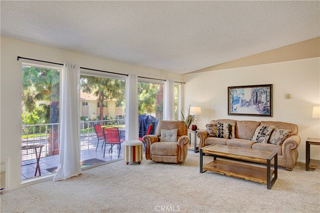 55 Calle Aragon P, Laguna Woods, CA 92637