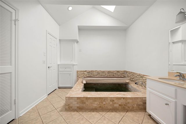 14122 Langbourne Drive, Houston, TX 77077