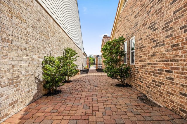 14122 Langbourne Drive, Houston, TX 77077