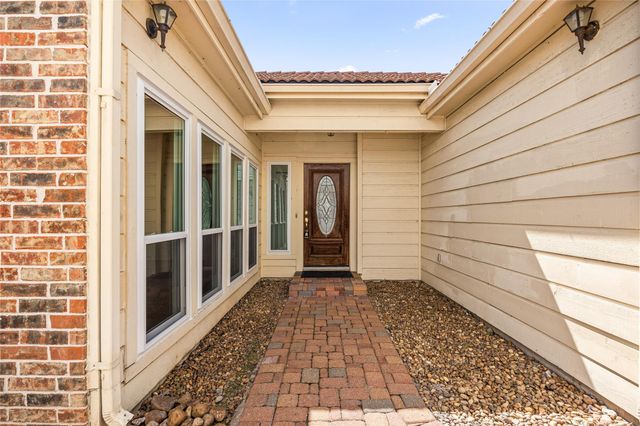 14122 Langbourne Drive, Houston, TX 77077