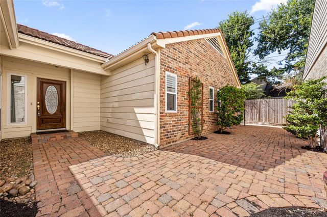 14122 Langbourne Drive, Houston, TX 77077