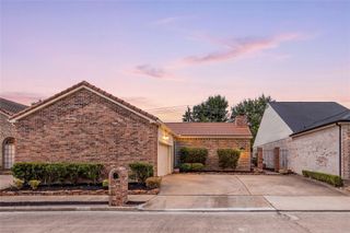 14122 Langbourne Drive, Houston, TX 77077