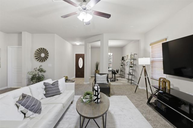 13529 Henneman DR, Pflugerville, TX 78660