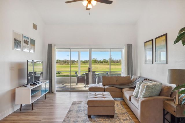 312 EAGLE RIDGE DRIVE 312, Davenport, FL 33837