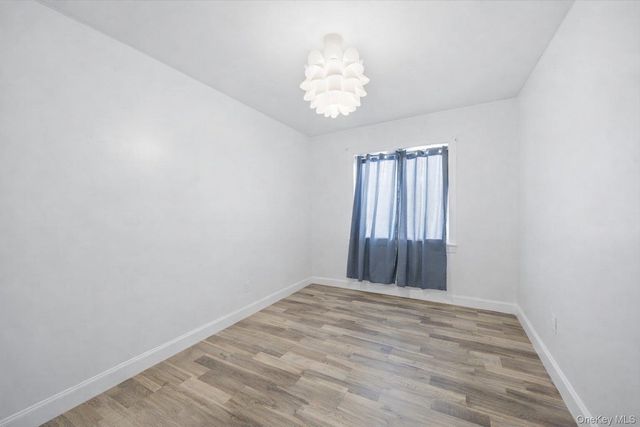 4077 Ely Avenue, Bronx, NY 10466