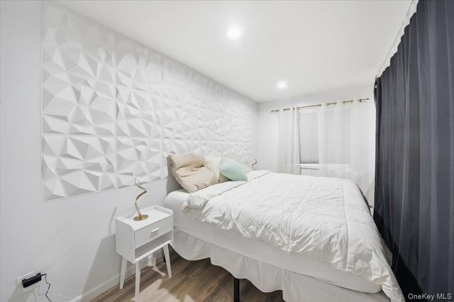 4077 Ely Avenue, Bronx, NY 10466