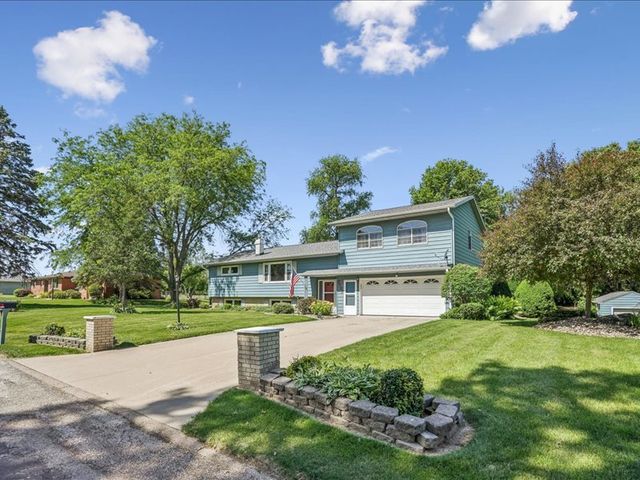 8526 54th Street, Coal Valley, IL 61240
