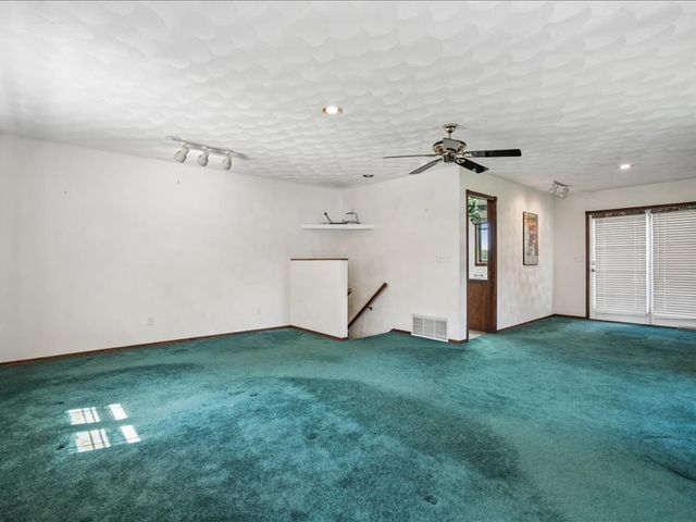8526 54th Street, Coal Valley, IL 61240