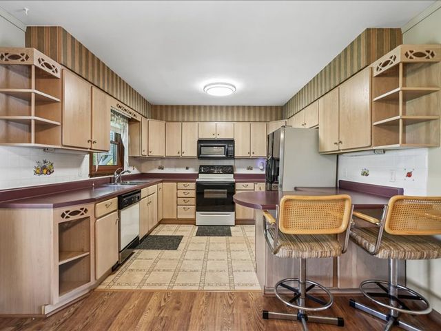8526 54th Street, Coal Valley, IL 61240