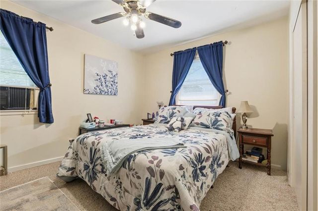 706 NE Darwin Street, Lee's Summit, MO 64063