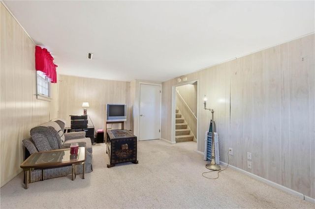706 NE Darwin Street, Lee's Summit, MO 64063