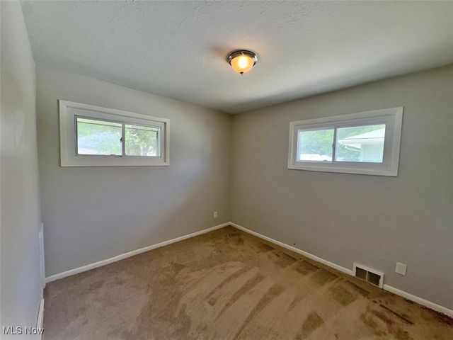 28642 Forest Road, Willowick, OH 44095