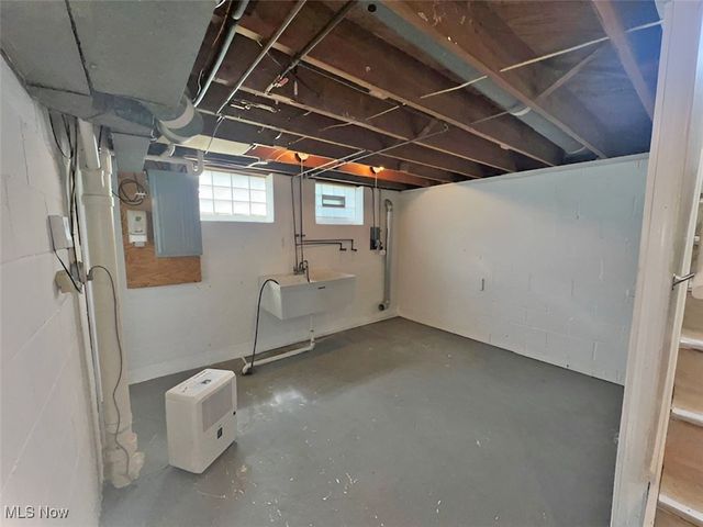 28642 Forest Road, Willowick, OH 44095