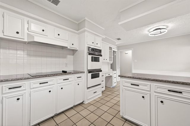 6207 Claridge Drive, Houston, TX 77096