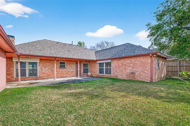 6207 Claridge Drive, Houston, TX 77096