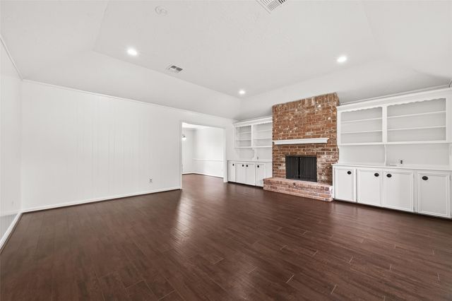 6207 Claridge Drive, Houston, TX 77096