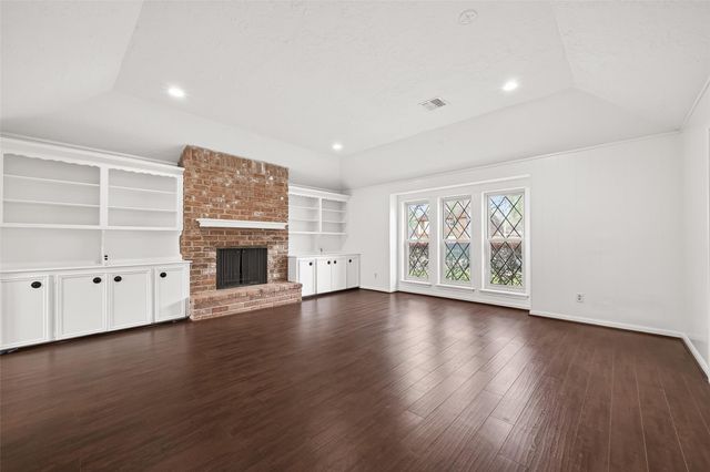 6207 Claridge Drive, Houston, TX 77096