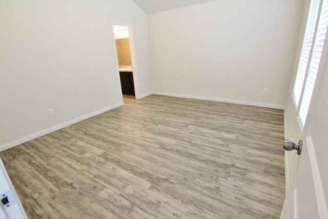 11 Leisure Shore Court, Manvel, TX 77578